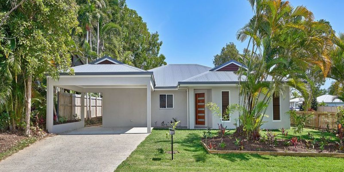 2/35 Beaver Street, Clifton Beach, QLD 4879 AUS