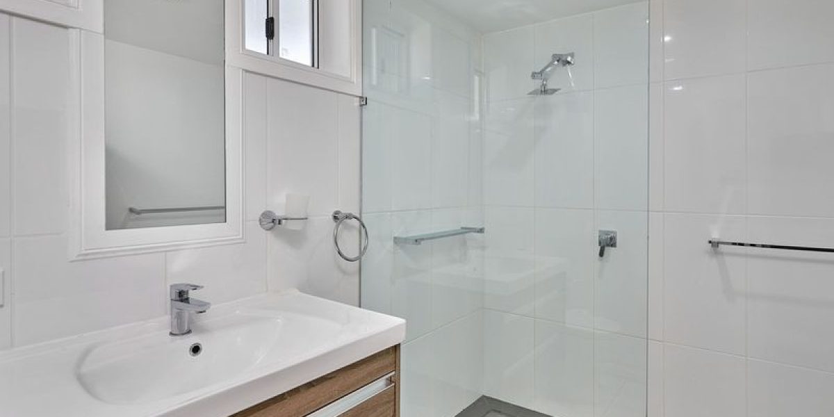 29 Smith Street, Cairns North, QLD 4870 AUS