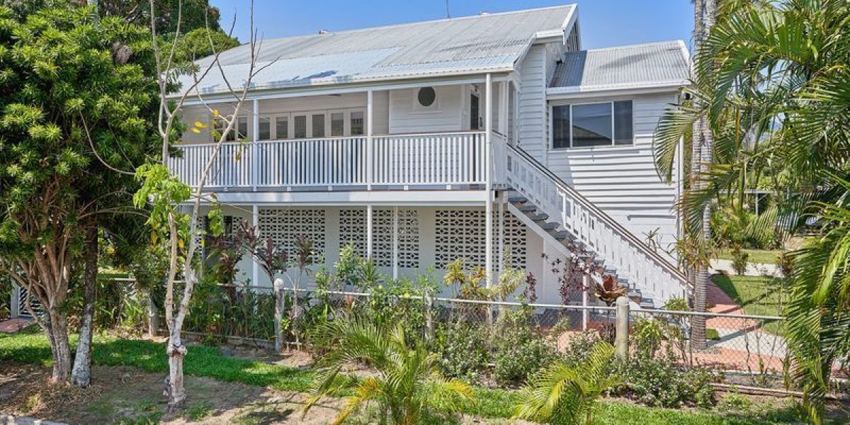 29 Smith Street, Cairns North, QLD 4870 AUS