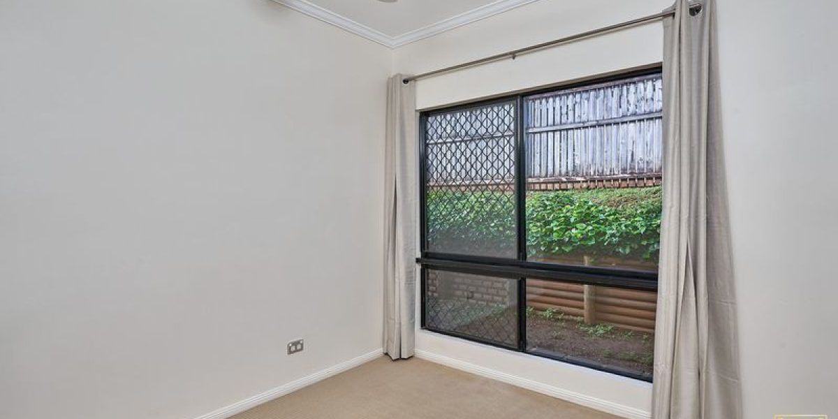 1 Celtis Close, Redlynch, QLD 4870 AUS