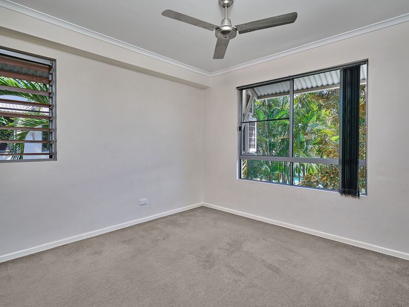 10/242 Grafton Street, Cairns North, QLD 4870 AUS