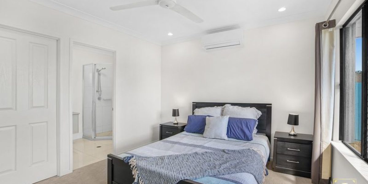 10 Como Close, Kewarra Beach, QLD 4879 AUS