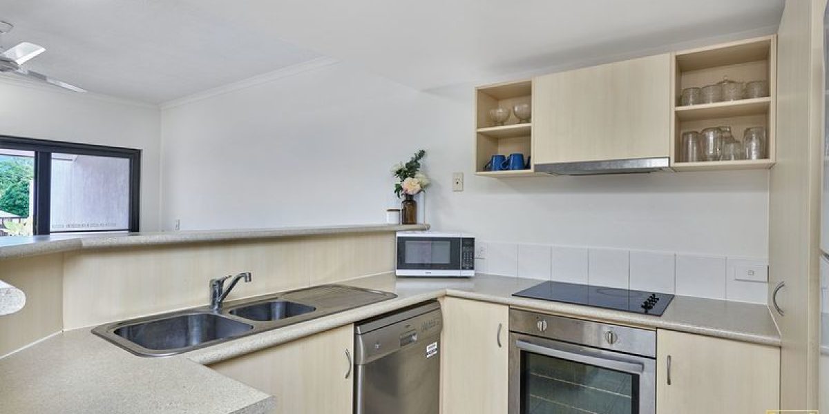 402/11-15 Charlekata Close, Freshwater, QLD 4870 AUS