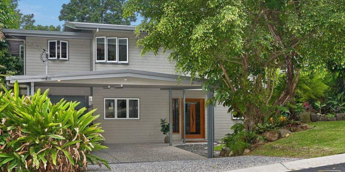 14 Andrew Street, Stratford, QLD 4870 AUS