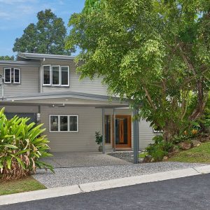 14 Andrew Street, Stratford, QLD 4870 AUS