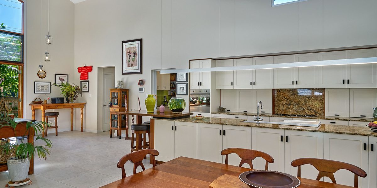 27 Nicholas Street, Clifton Beach, QLD 4879 AUS