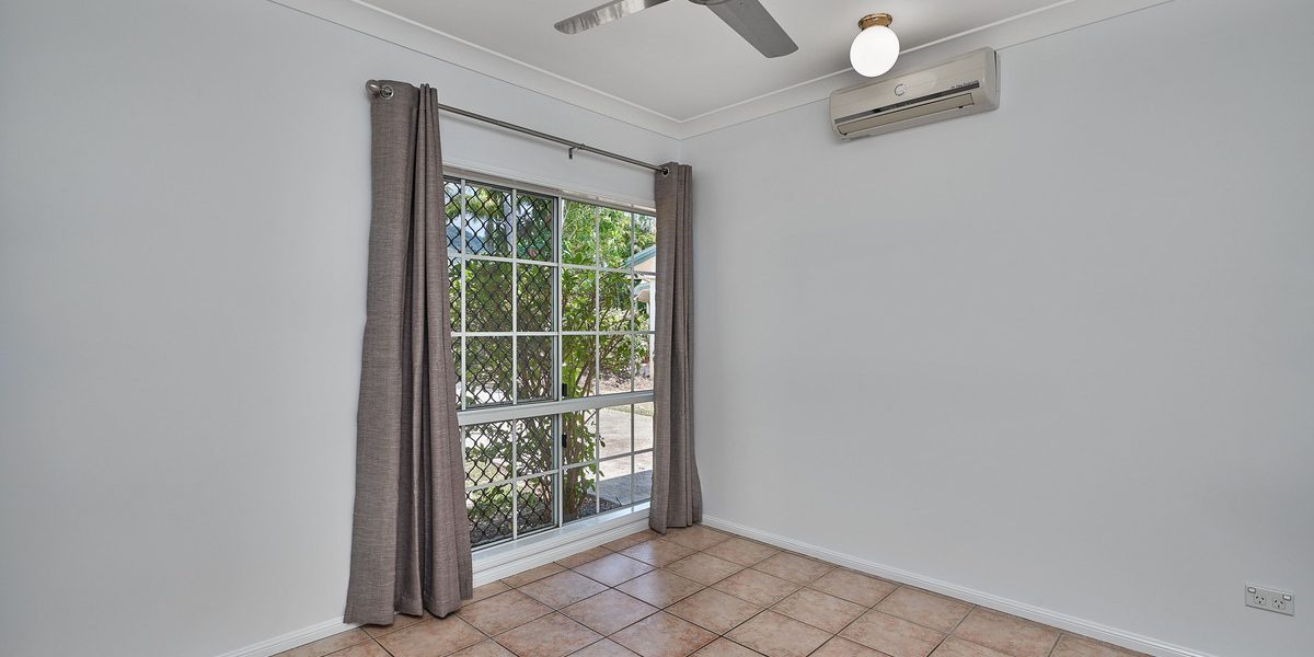 8 Collett Close, Kewarra Beach, QLD 4879 AUS