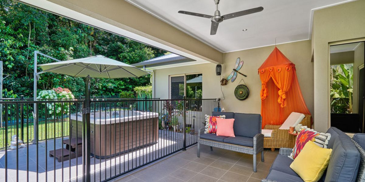 3 Stapleton Close, Redlynch, QLD 4870 AUS