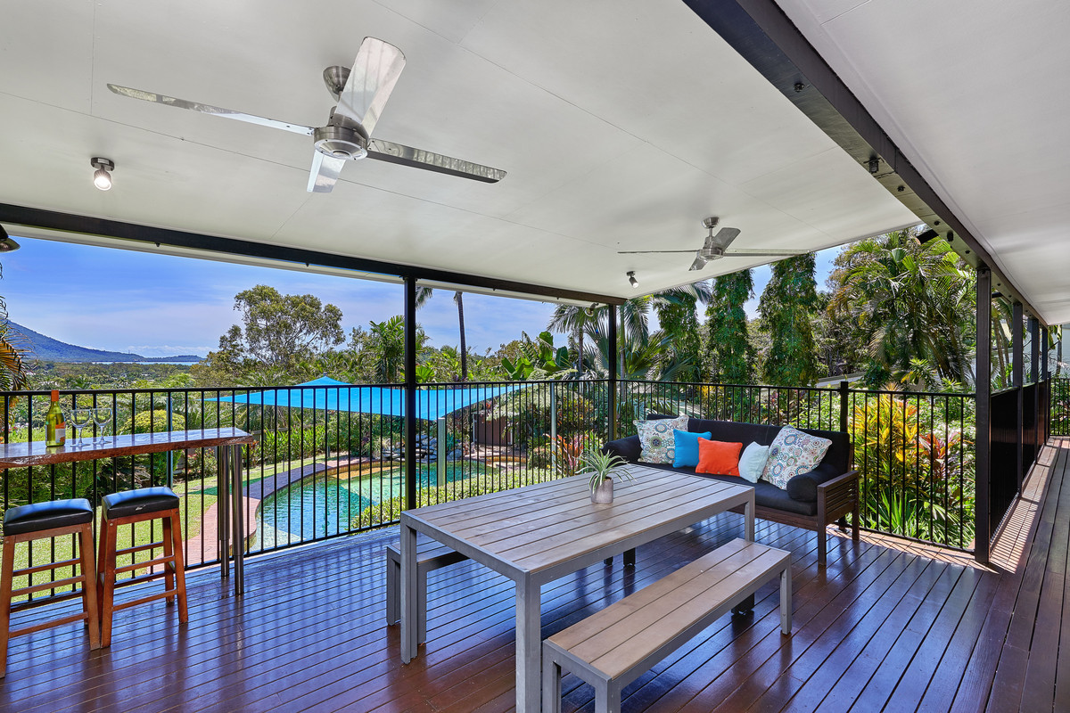 1 Kiriwina Close, Trinity Beach, QLD 4879 AUS