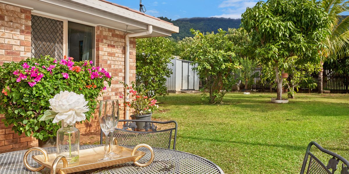 65 Moore Road, Kewarra Beach, QLD 4879 AUS