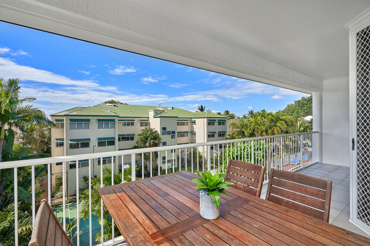 5/44 Moore Street, Trinity Beach, QLD 4879 AUS