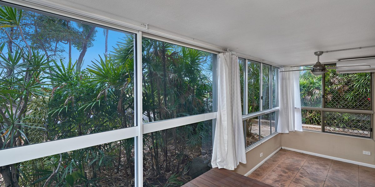 2/39 Arlington Esplanade, Clifton Beach, QLD 4879 AUS