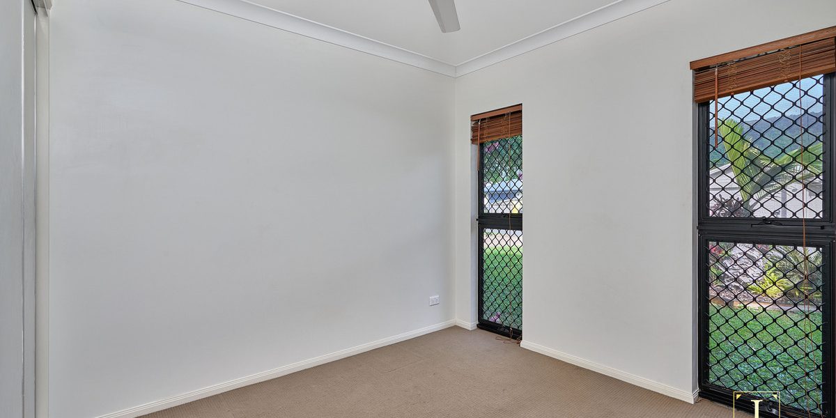 12 Landsborough Drive, Smithfield, QLD 4878 AUS