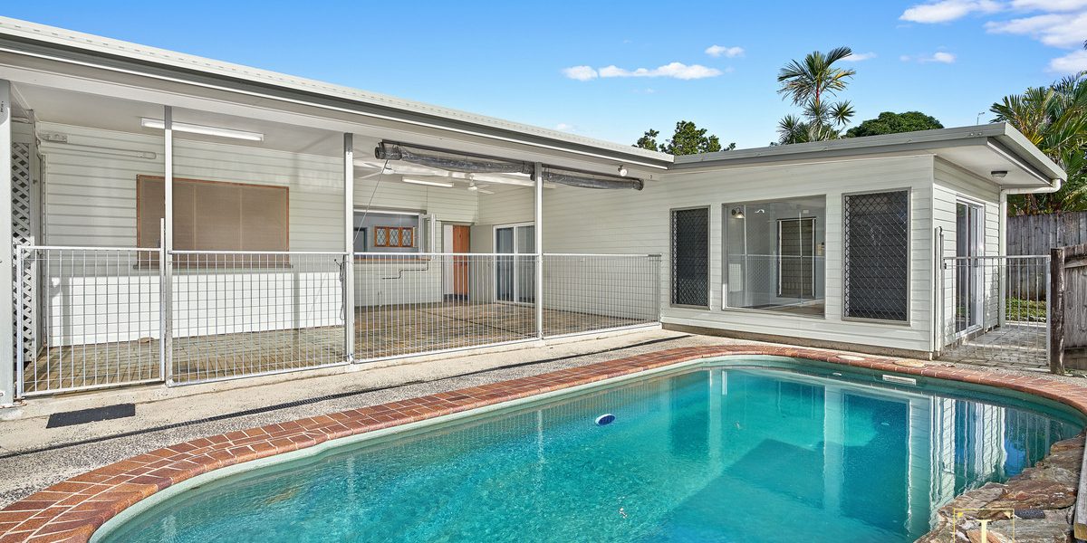 24 Crowther Street, Whitfield, QLD 4870 AUS