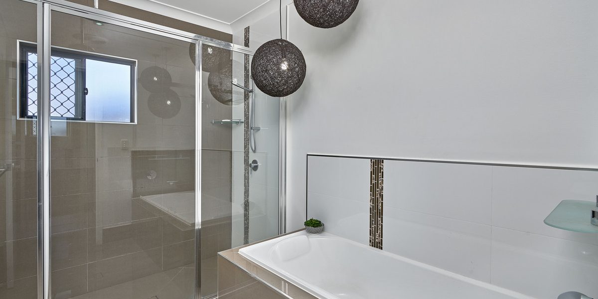 91 Roberts Drive, Trinity Beach, QLD 4879 AUS