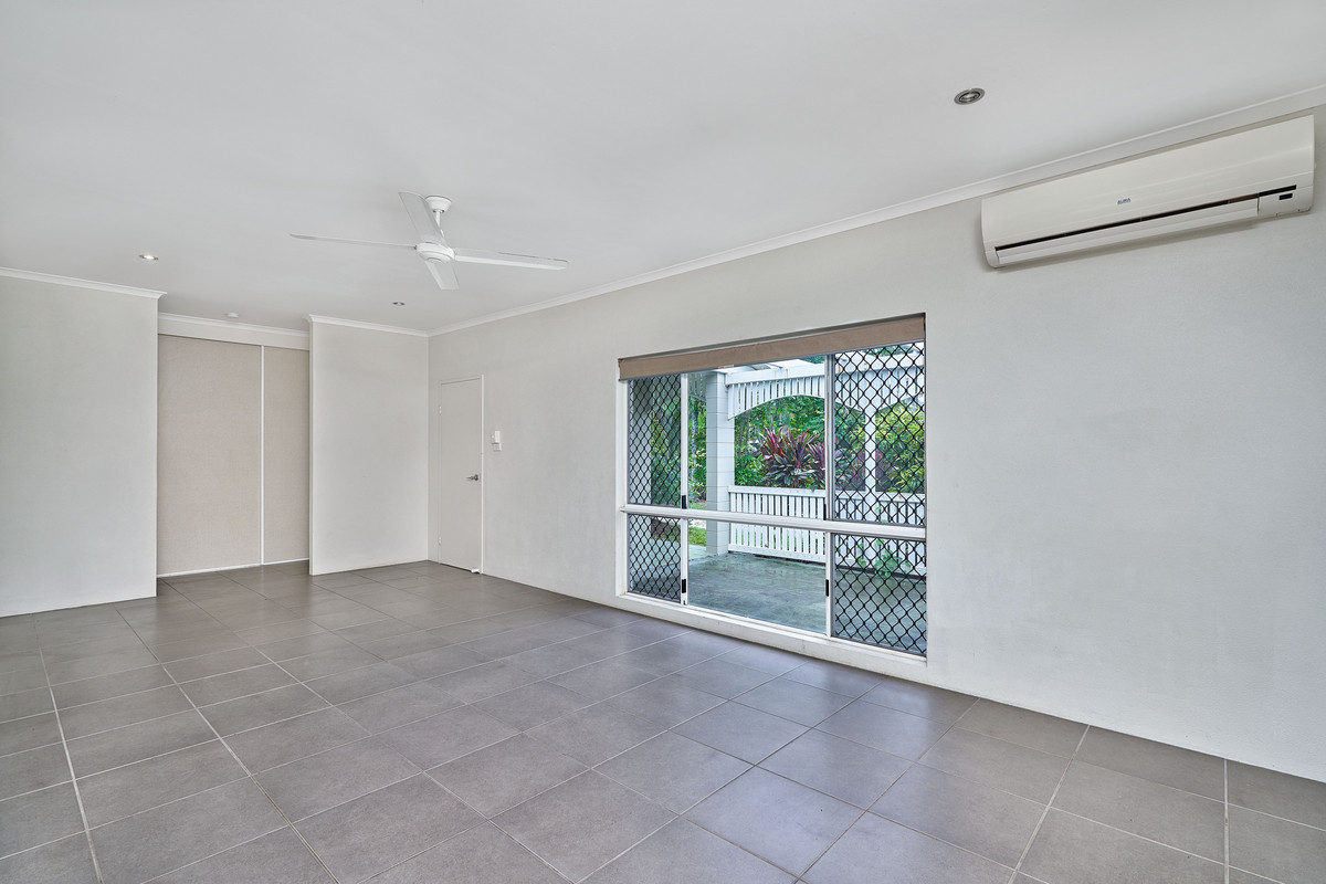 1/14 Scarborough Close, Kewarra Beach, QLD 4879 AUS