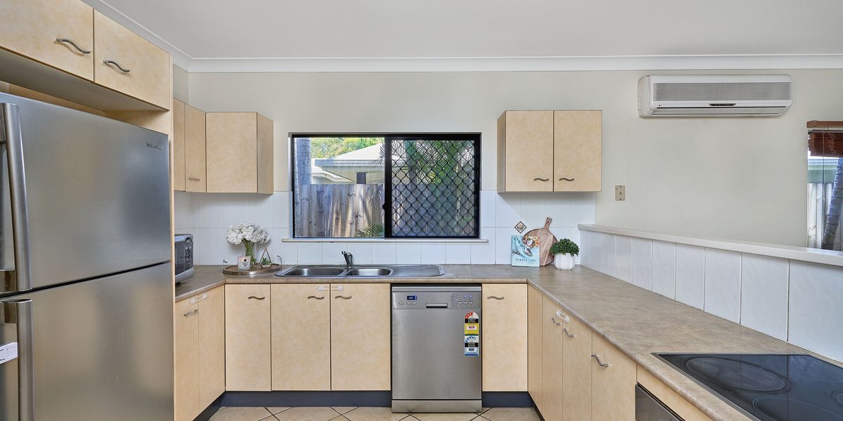 12 Tribulation Close, Kewarra Beach, QLD 4879 AUS
