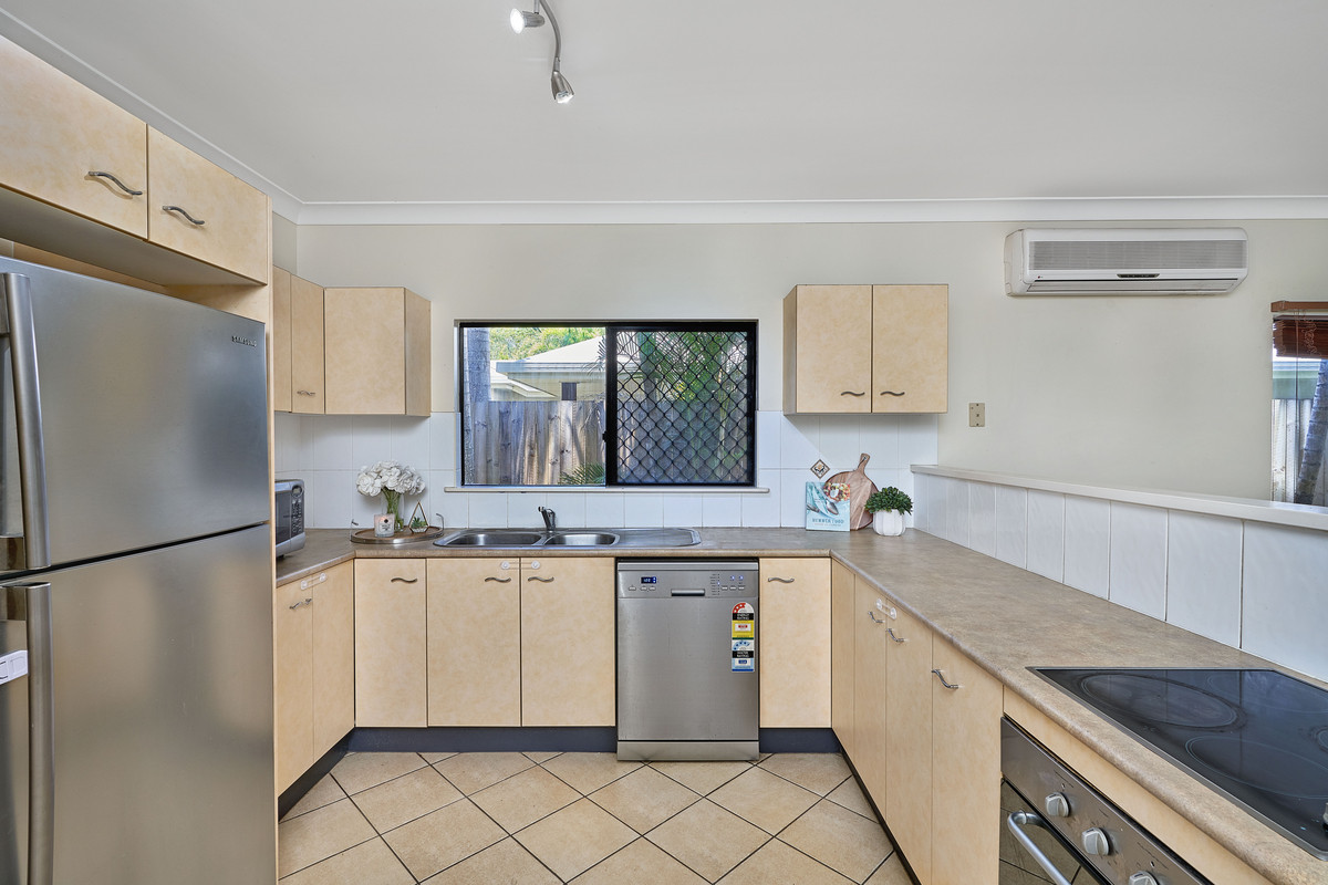 12 Tribulation Close, Kewarra Beach, QLD 4879 AUS