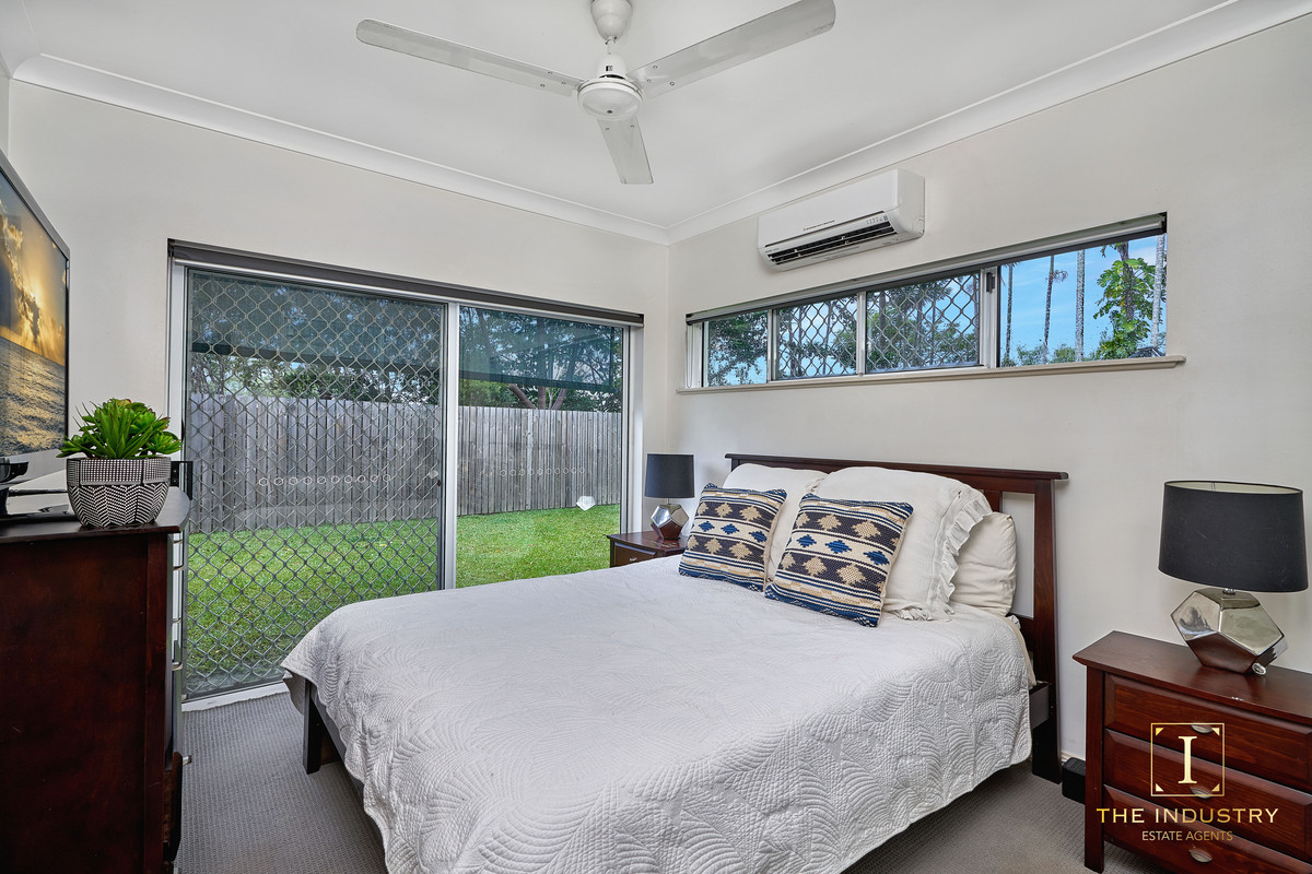 1 Feathertop Close, Smithfield, QLD 4878 AUS