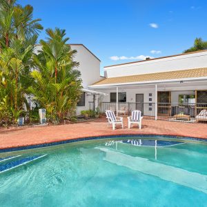 4 Lena Close, Clifton Beach, QLD 4879 AUS