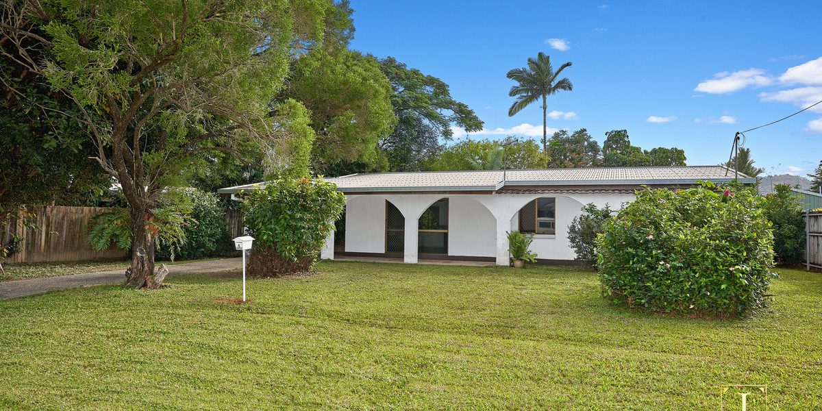 4 Walnut Close, Manoora, QLD 4870 AUS