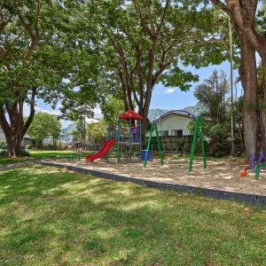 2/71-73 Woodward Street, Edge Hill, QLD 4870 AUS