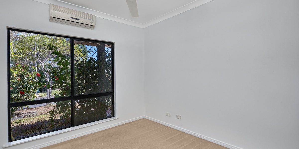 11 Bronte Close, KEWARRA BEACH, QLD 4879 AUS