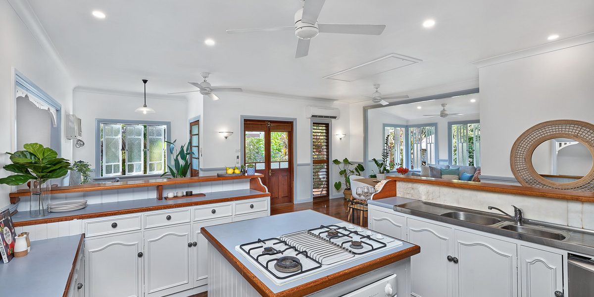 10 Old Smithfield Road, Freshwater, QLD 4870 AUS
