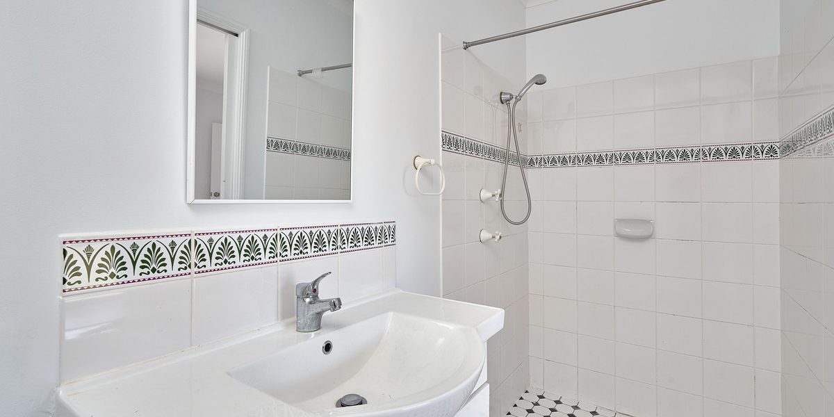 8 Collett Close, Kewarra Beach, QLD 4879 AUS