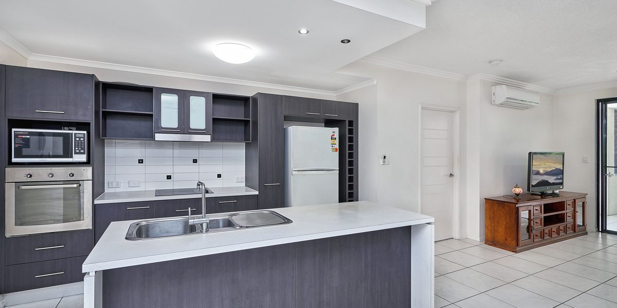 5/136-138 Buchan Street, Bungalow, QLD 4870 AUS