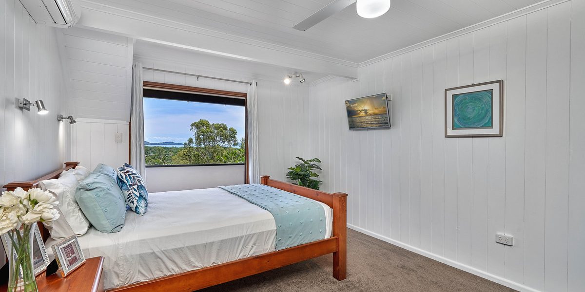1 Kiriwina Close, Trinity Beach, QLD 4879 AUS