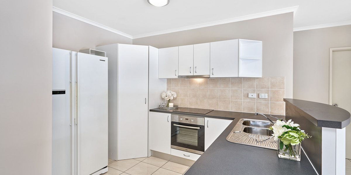 10/157 Martyn Street, Manunda, QLD 4870 AUS