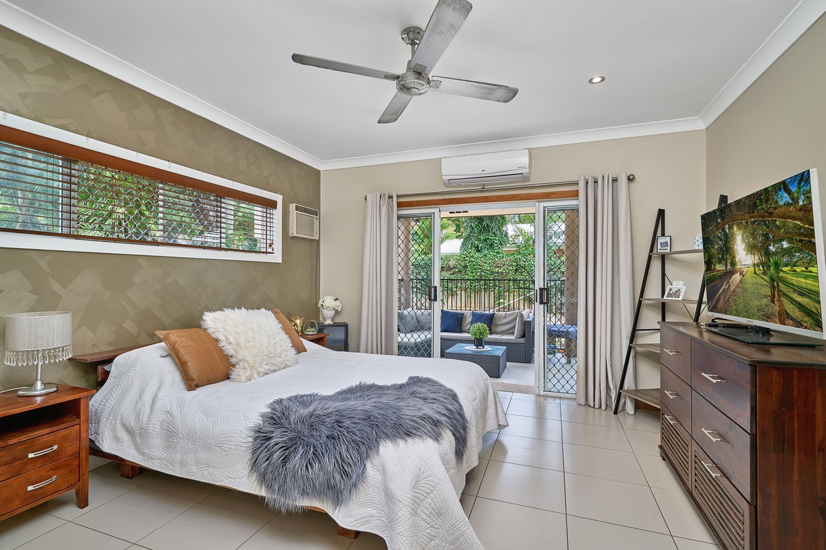 20 Isaac Smith Close, KEWARRA BEACH, QLD 4879 AUS