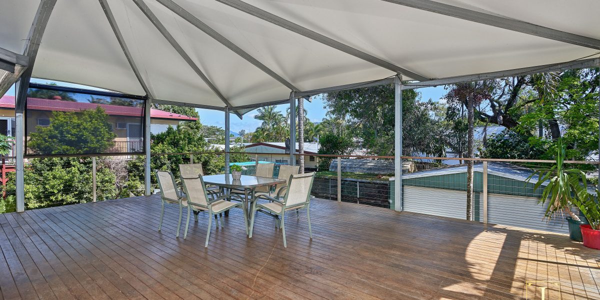 4 Roseblank Close, Manunda, QLD 4870 AUS