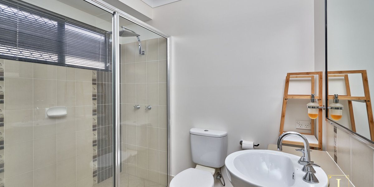 8 Pambula Close, Kewarra Beach, QLD 4879 AUS