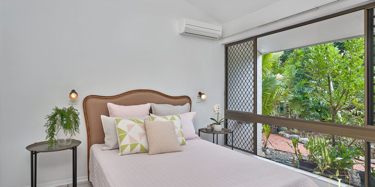 4 Lena Close, Clifton Beach, QLD 4879 AUS