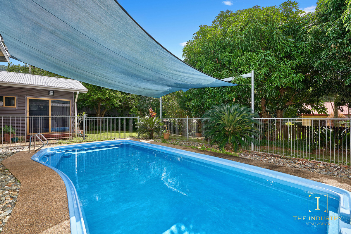 18 Bellbird Street, Bayview Heights, QLD 4868 AUS