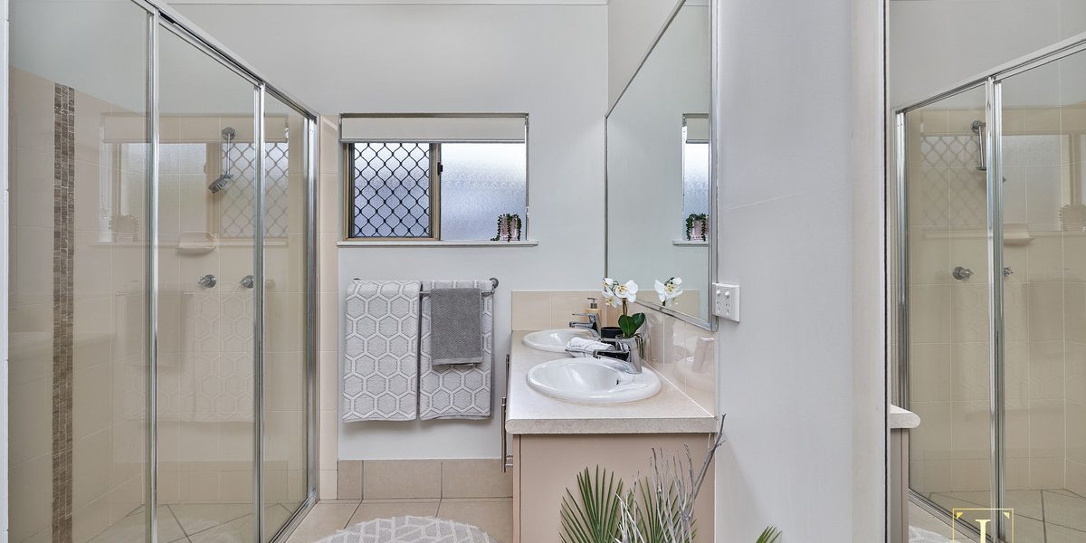 2 Floreat Close, Kewarra Beach, QLD 4879 AUS