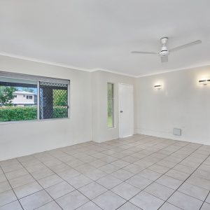 5 Mahogany Street, Manoora, QLD 4870 AUS