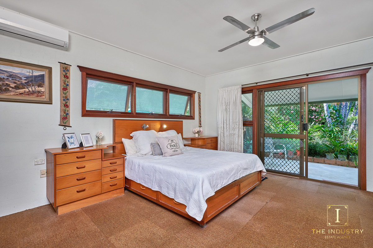 112-114 James Cook Drive, Kewarra Beach, QLD 4879 AUS