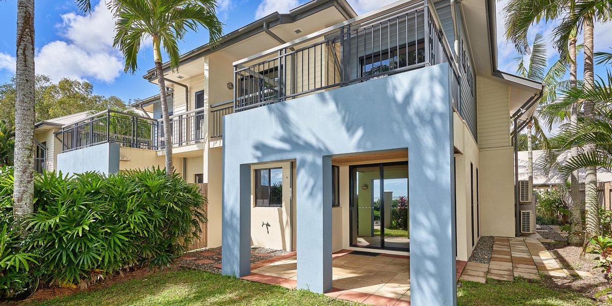 9/5-7 Arlington Esplanade, Clifton Beach, QLD 4879 AUS