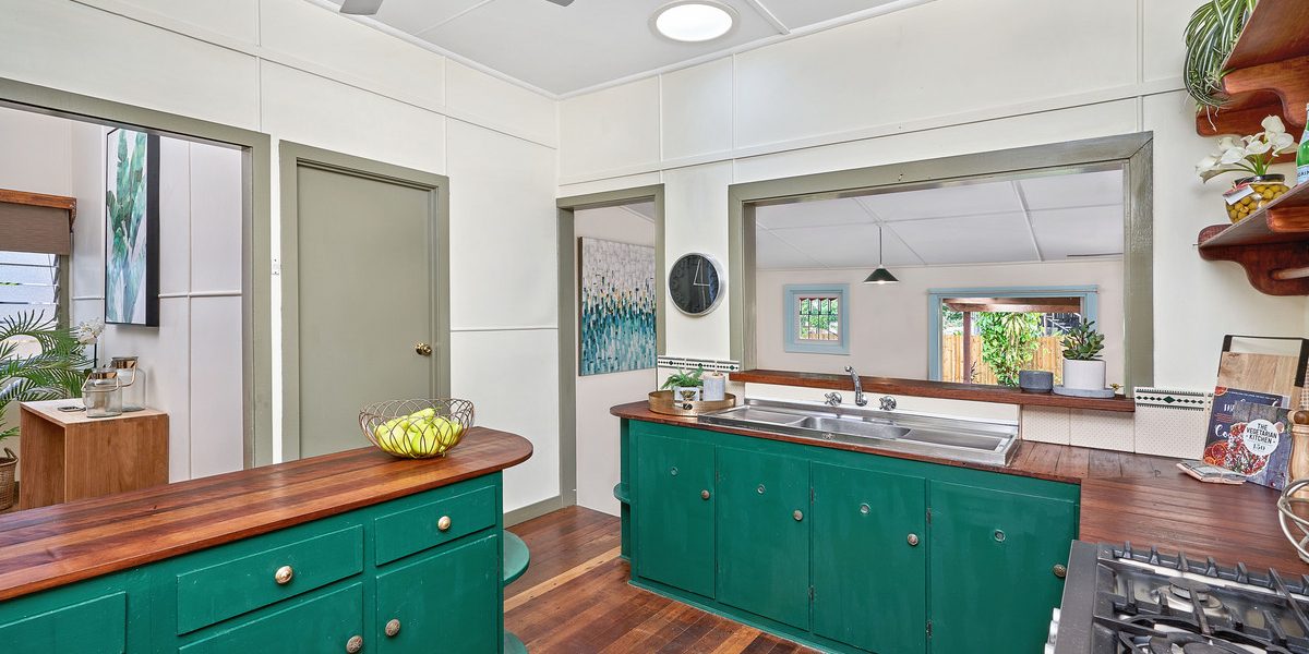 17 Hardwick Street, Stratford, QLD 4870 AUS