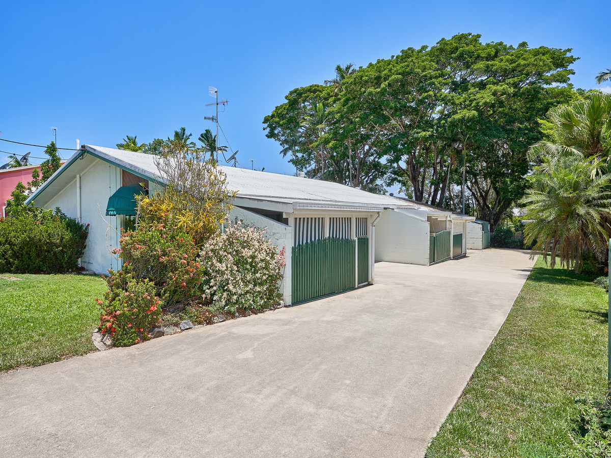 2/71-73 Woodward Street, Edge Hill, QLD 4870 AUS