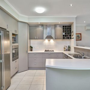 3 Stapleton Close, Redlynch, QLD 4870 AUS