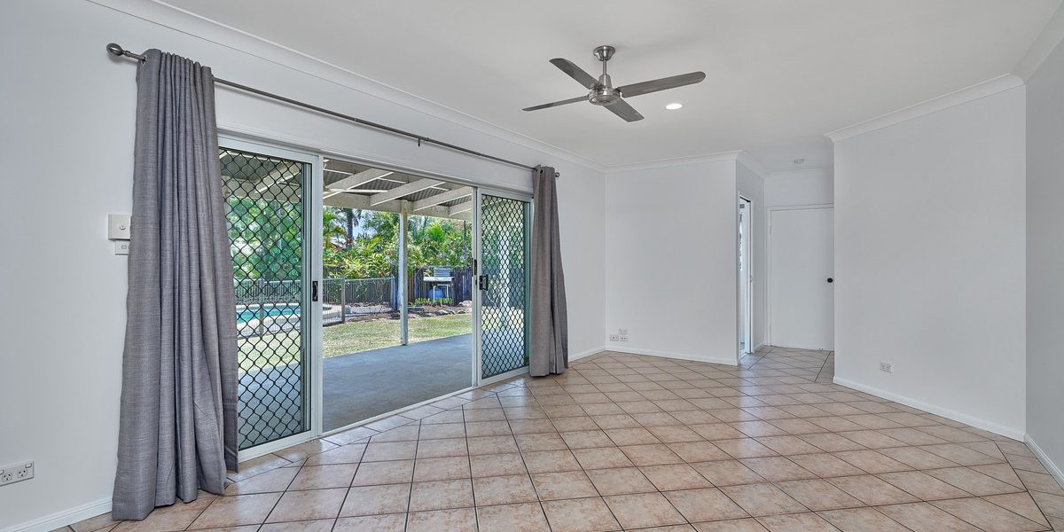 8 Collett Close, Kewarra Beach, QLD 4879 AUS