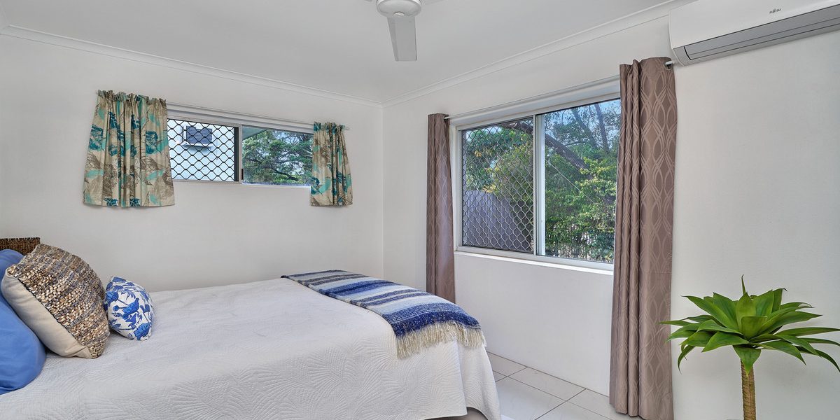 27 Yurongi Street, Caravonica, QLD 4878 AUS