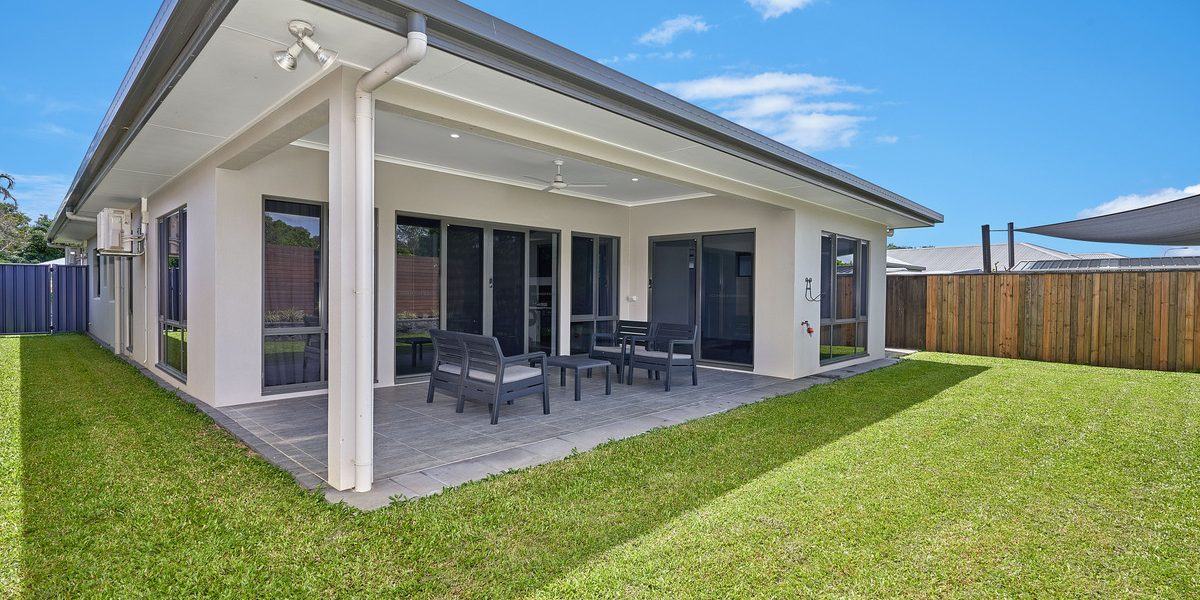 5 Midship Street, Trinity Beach, QLD 4879 AUS