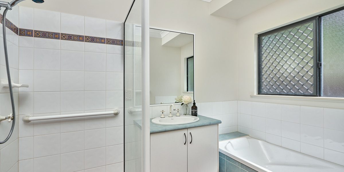 20 Dan Jones Street, Bentley Park, QLD 4869 AUS
