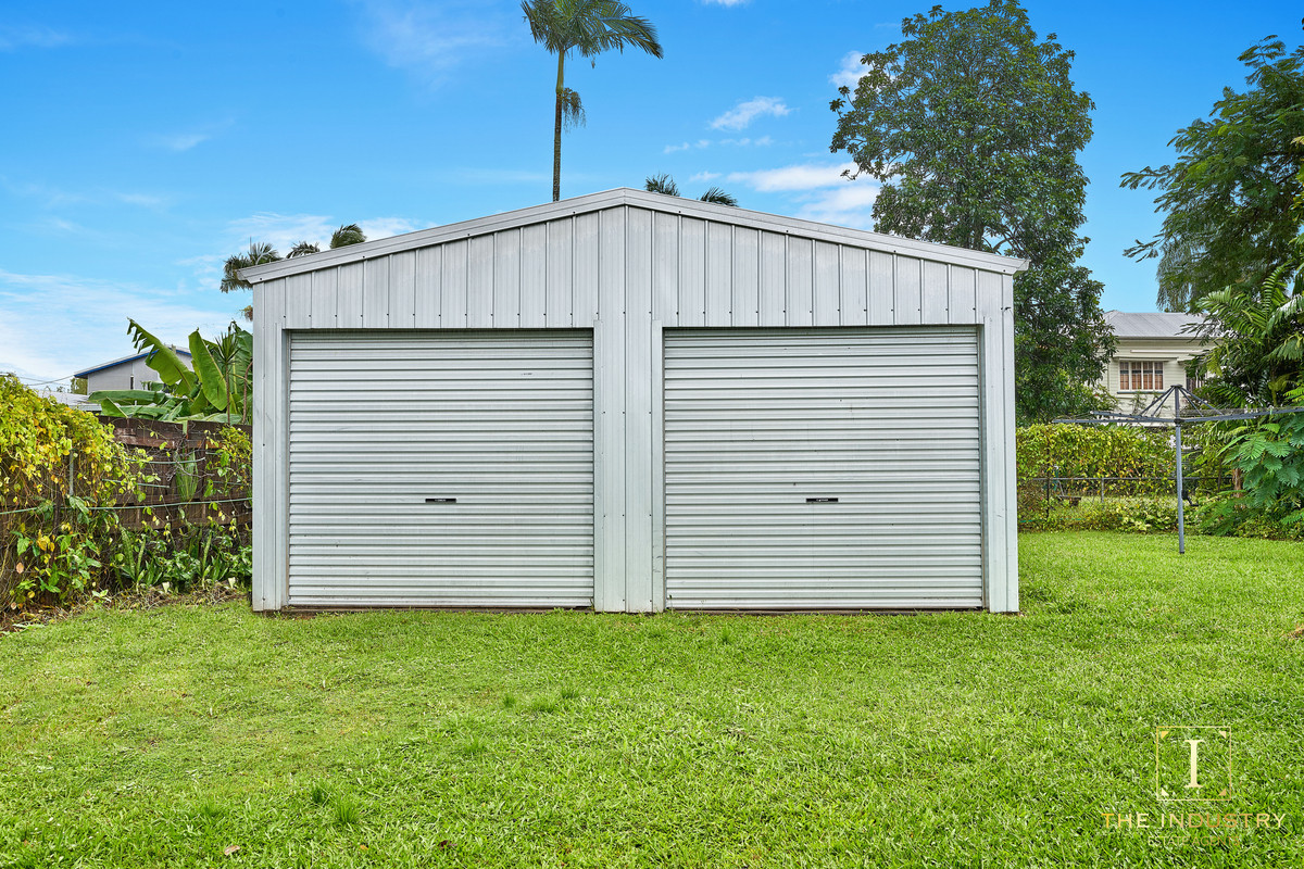 5 Mahogany Street, Manoora, QLD 4870 AUS