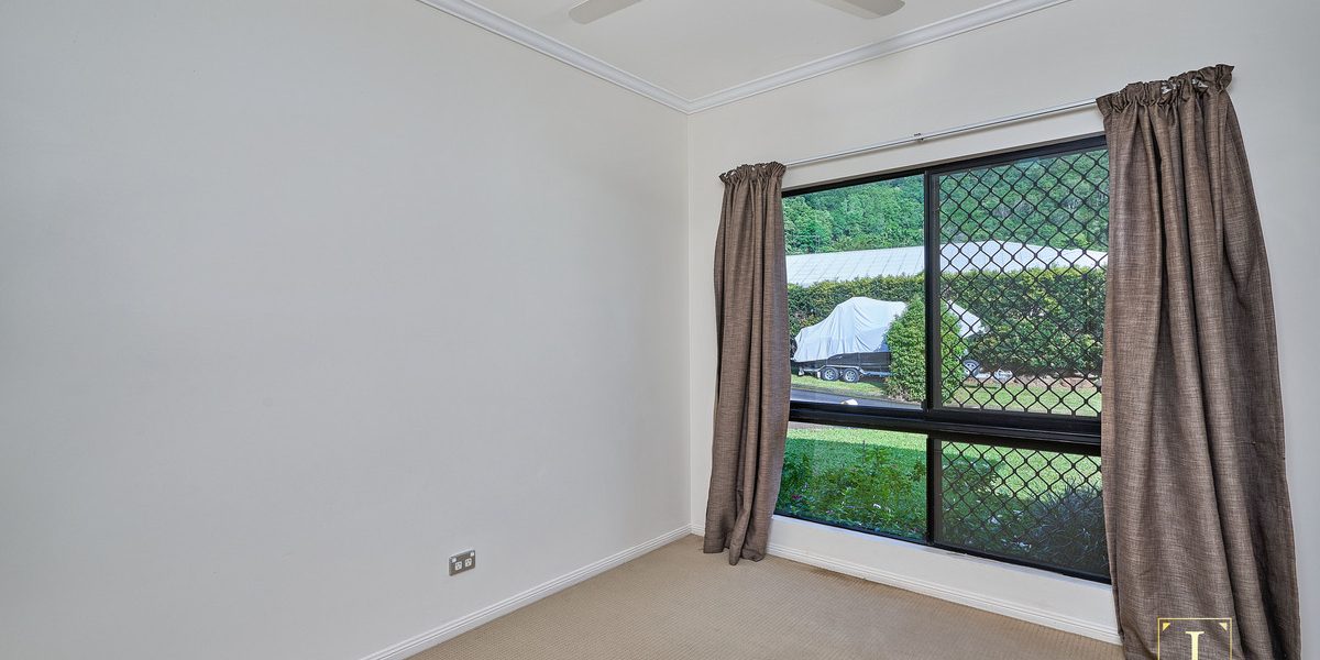 1 Celtis Close, Redlynch, QLD 4870 AUS